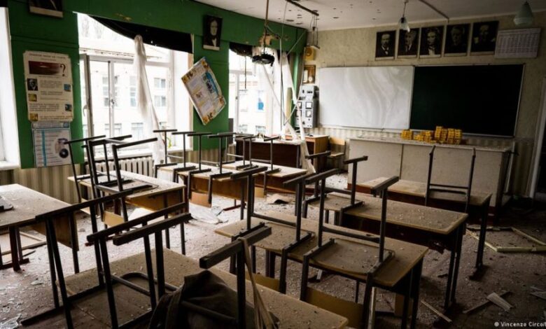 Окупанти погрожують сім’ям, чиї діти не підуть до окупованих шкіл 1 334 900x506