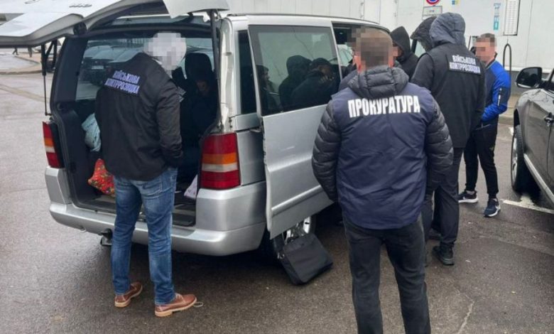 На Львівщині викрили ще один канал переправлення ухилянтів за кордон 1 02 1 900x900