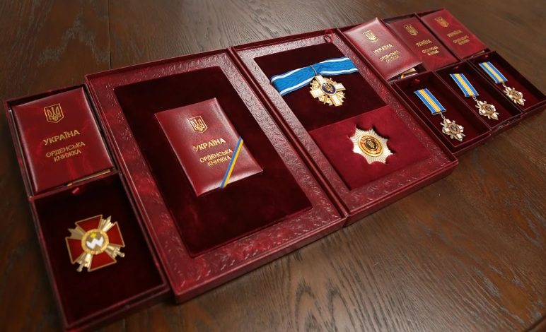 На Львівщині вручили нагороди рідним воїнів, які загинули у російсько-українській війні 1 287