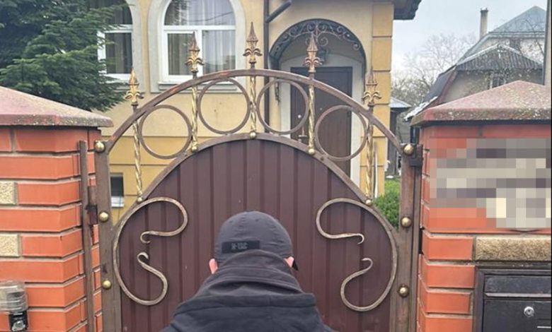 СБУ прийшла до московських попів в Івано-Франківську 1 317254238 522392803262788 8854188168424703599 n e1669550183703 843x900