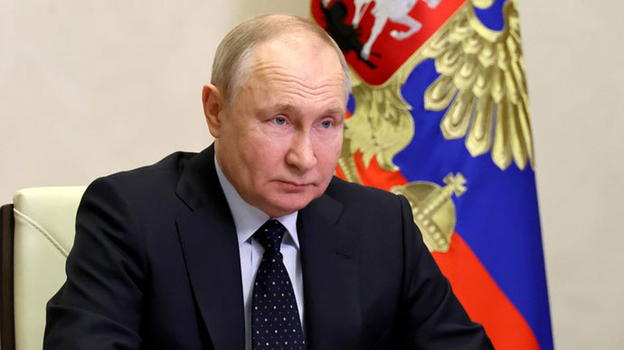 Путін каже, що в Німеччині досі стоять «окупаційні війська США» 1 056644b putin690