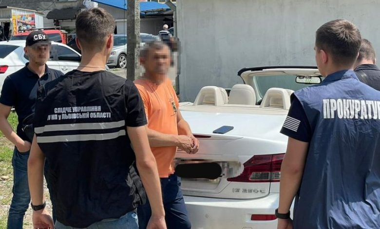 На Львівщині затримали злочинну групу, яка вивозила «ухилянтів» за кордон 1 C88CC7C0 722E 4345 BF5F 4FEF9D6977C0 900x639