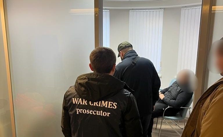Керівник благодійного фонду на Київщині за гроші вивозив ухилянтів за кордон 1 10