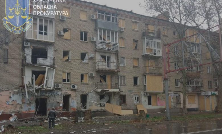Росіяни масовано обстріляли Херсон, є руйнування 1 398586290 716110437217687 5544692262300328699 n 900x620